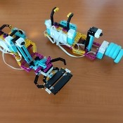 Robotická ruka – projektový den na naší škole