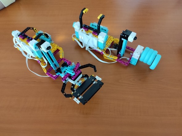 Robotická ruka – projektový den na naší škole