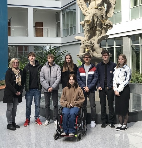 Žáci a žákyně třídy BP2B navštívili okresní soud Brno–venkov
