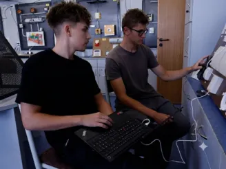 Informační a zabezpečovací technika