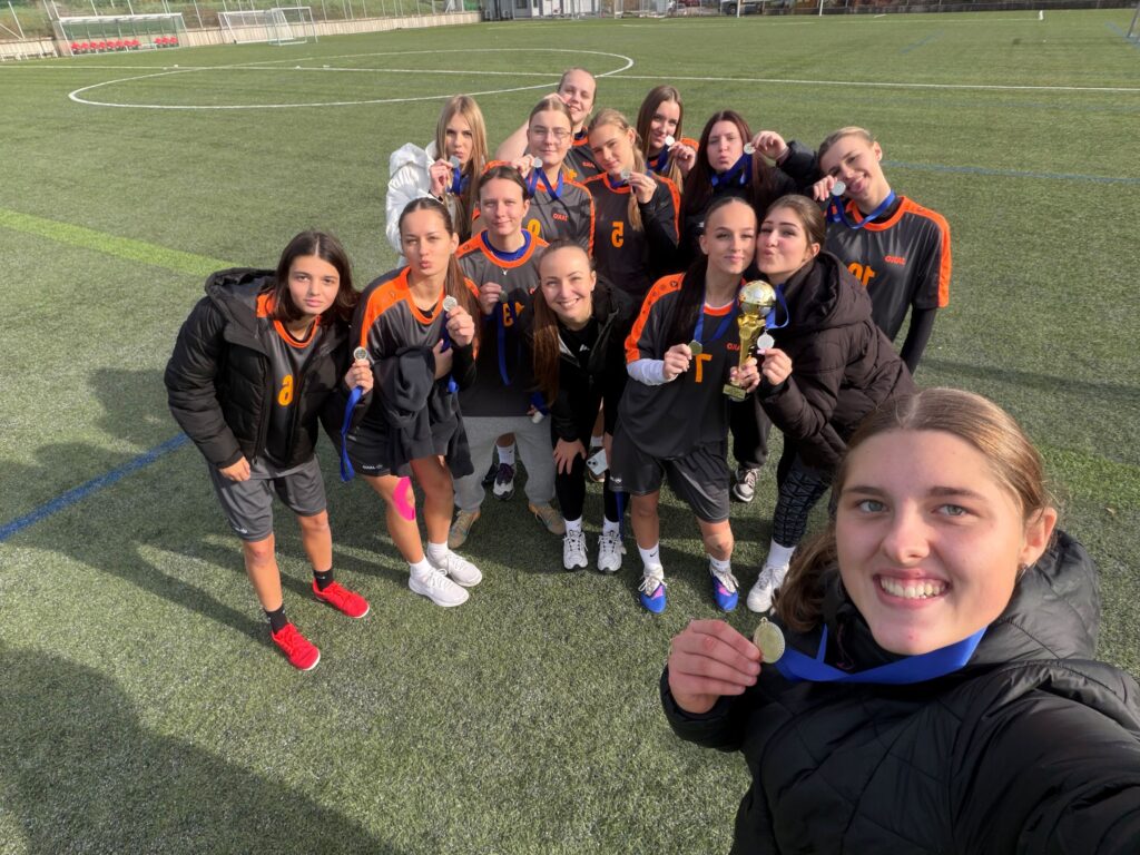 Turnaj Kick It Cup - Dívky - Střední škola a vyšší odborná škola informatiky a financí Brno, příspěvková organizace