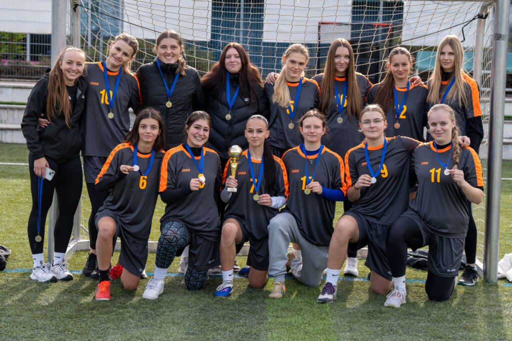 Turnaj Kick It Cup - Dívky - Střední škola a vyšší odborná škola informatiky a financí Brno, příspěvková organizace
